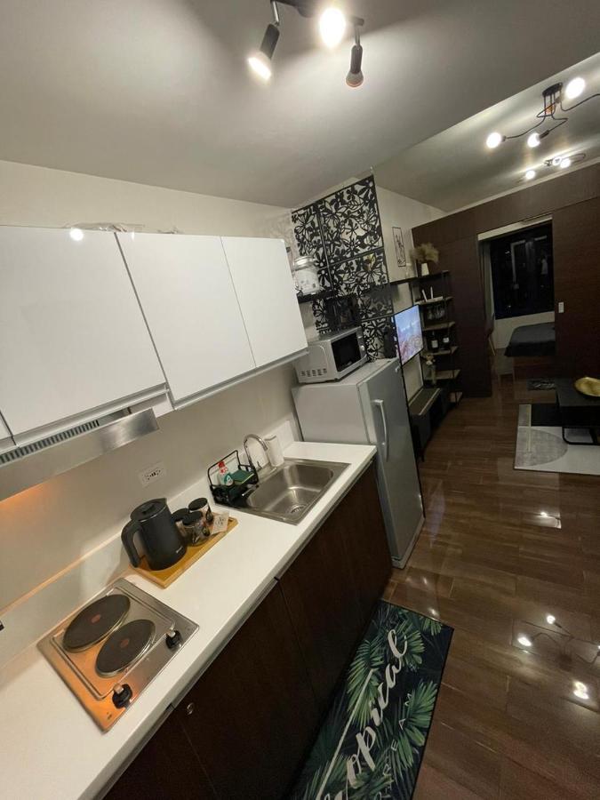 Апартаменты Amazing View Makati Elegant Flat 400Mb Internet Манила Экстерьер фото