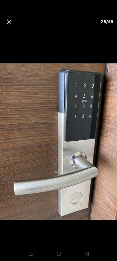 Апартаменты Amazing View Makati Elegant Flat 400Mb Internet Манила Экстерьер фото